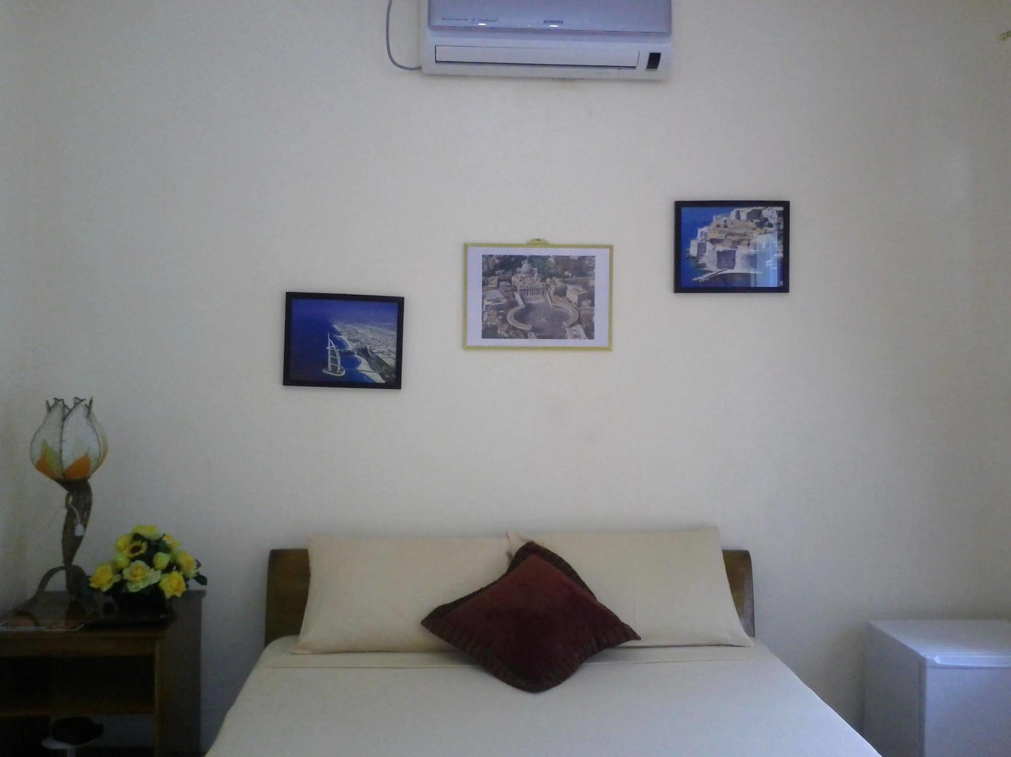Jannah Glycel Beach House Hotel Guimaras Exterior photo