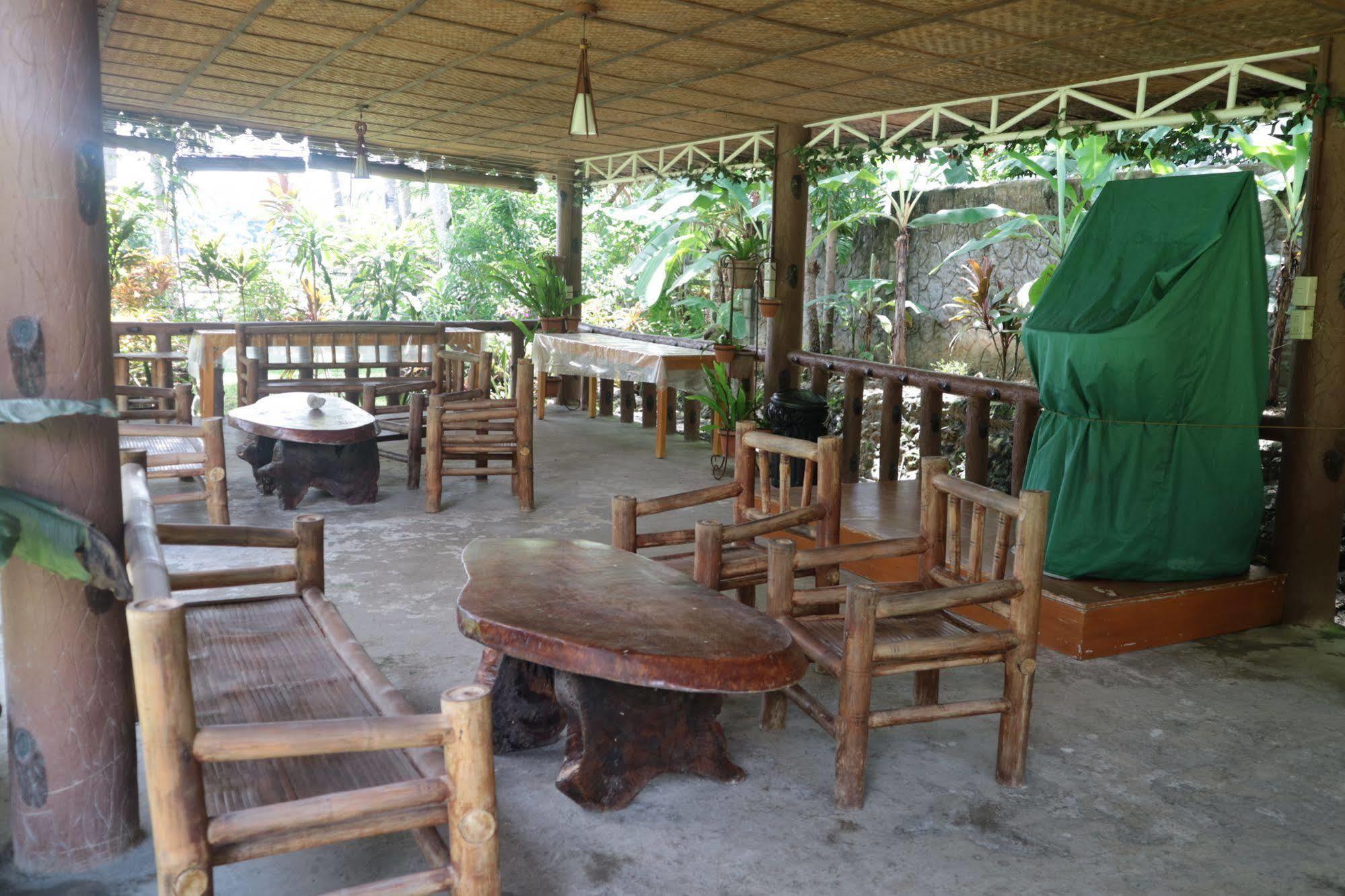 Jannah Glycel Beach House Hotel Guimaras Exterior photo